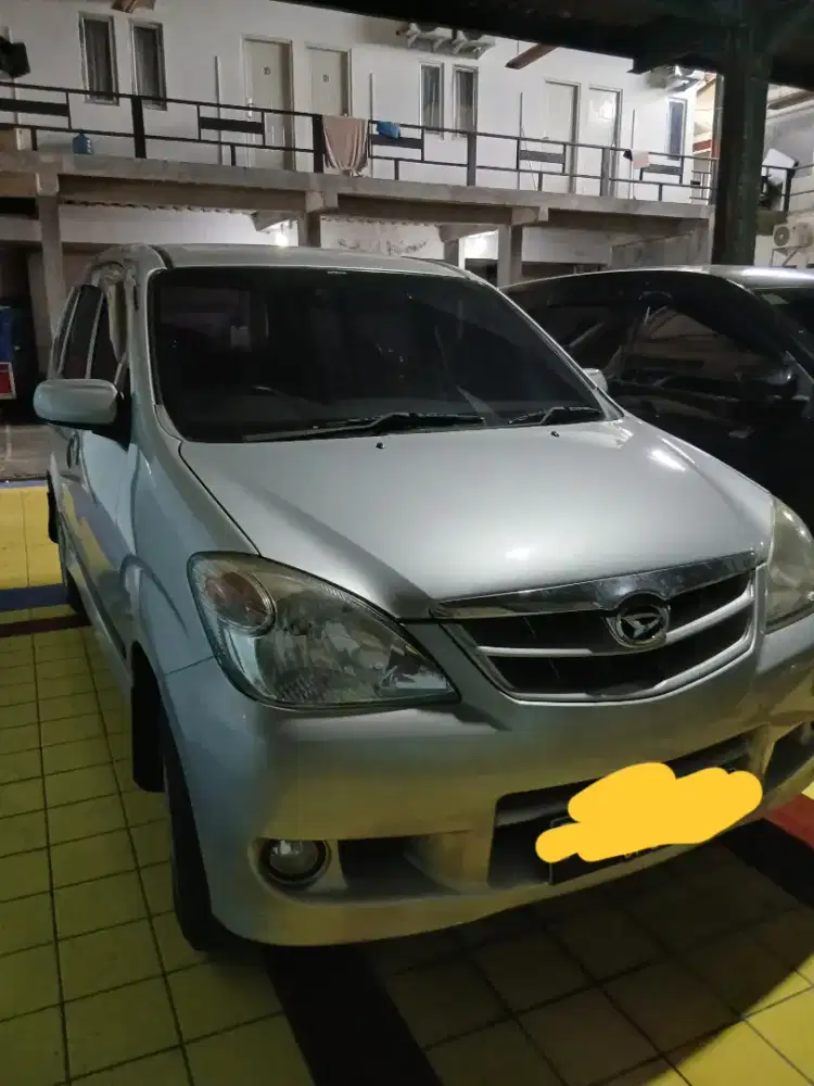 Dijual Xenia li deluxe + 1.0 antik