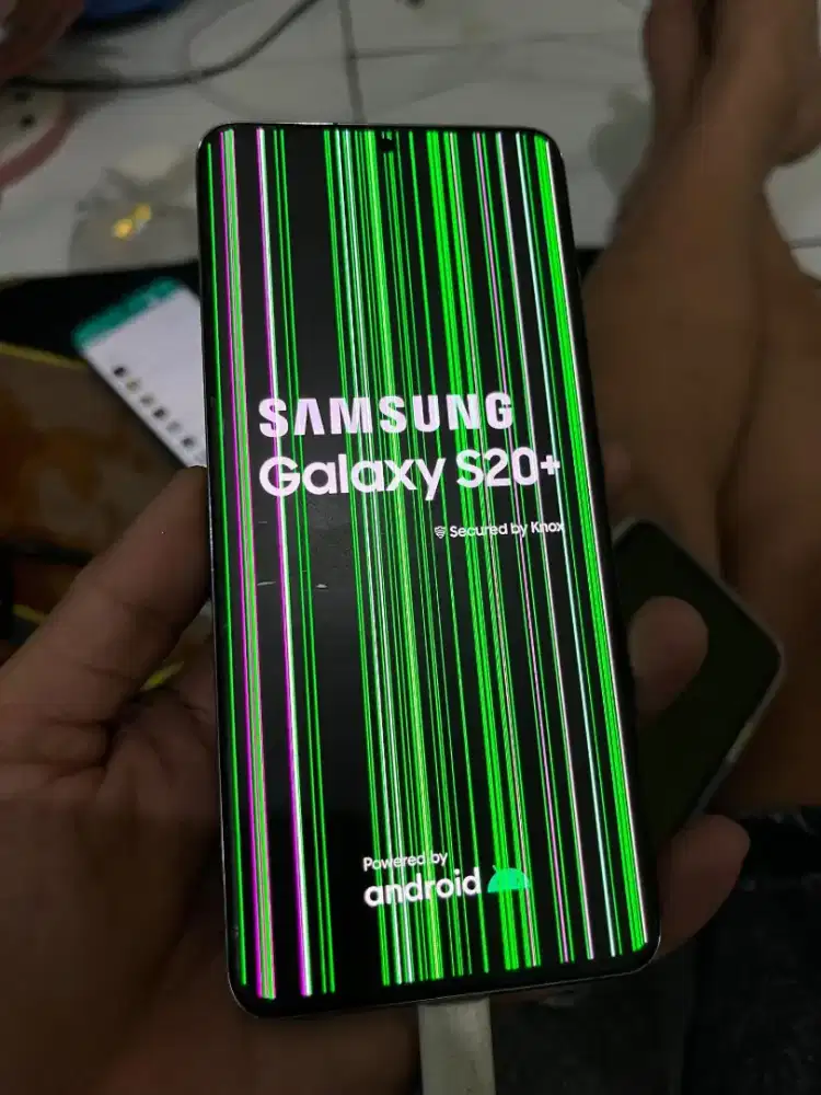 Saya cari hp rusak segala kondisi