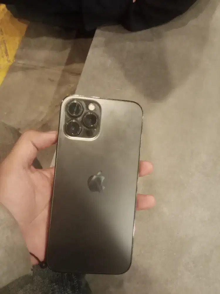 Hp iPhone 12 promax inter 128