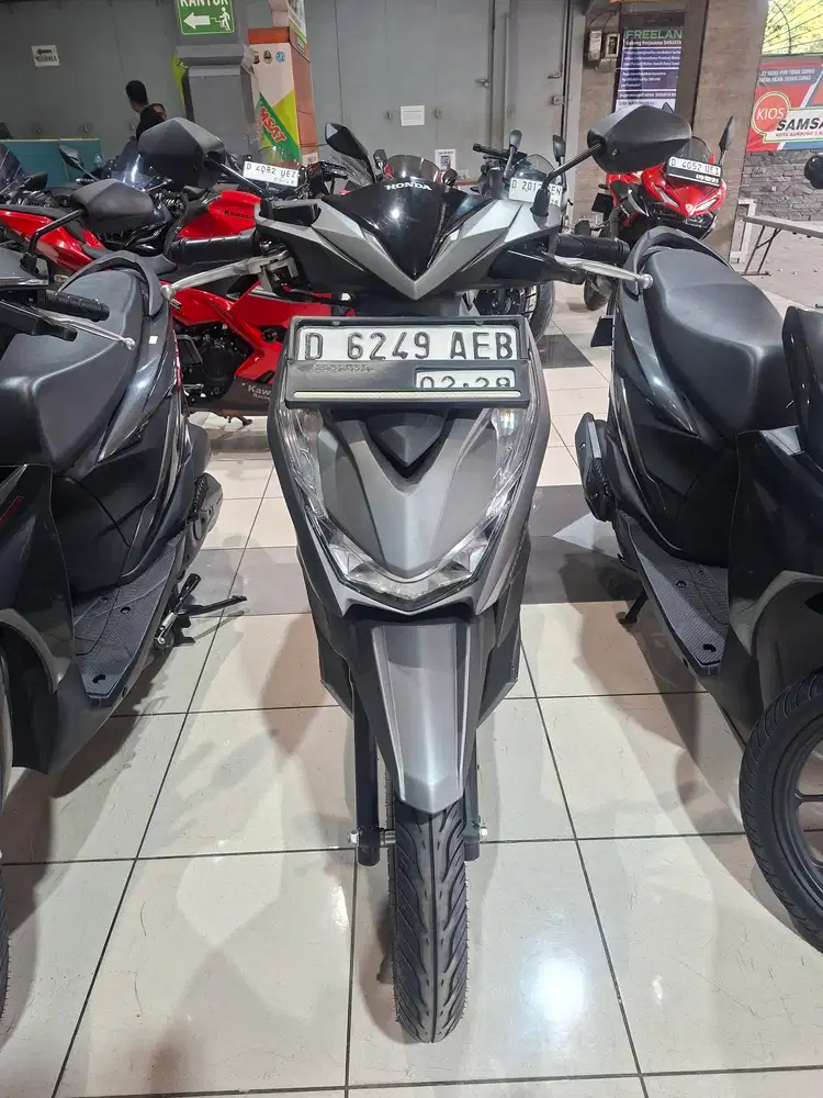 BEAT DELUXE 2023 - SRI SANJAYA MOTOR