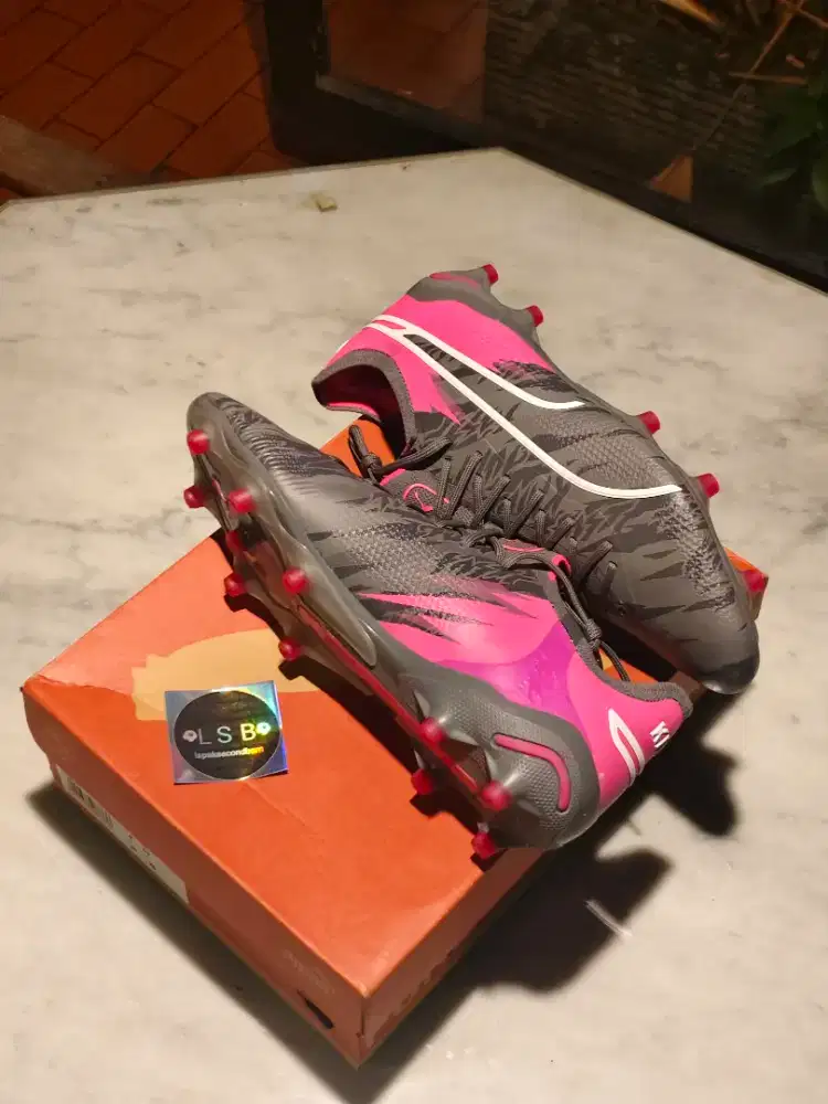 sepatu bola puma king ultimate rush fg
