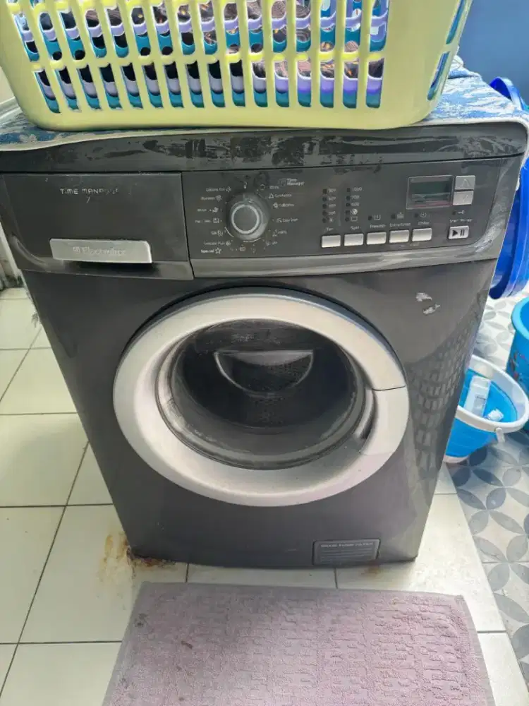 DIJUAL! Mesin Cuci & Dryer Electrolux Second (Bundle)