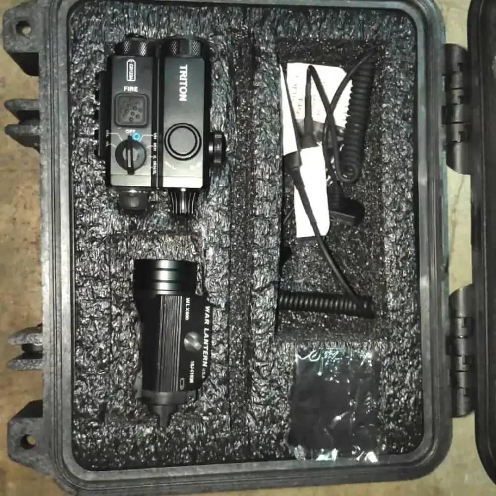 TRITON AN PEQ FLASHLIGHT & IR LIGHT ORIGINAL