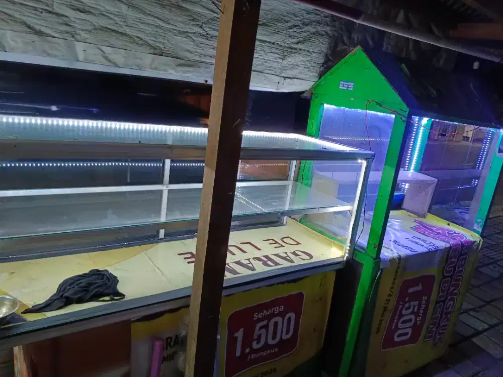 Gerobak 2 paket + estalase