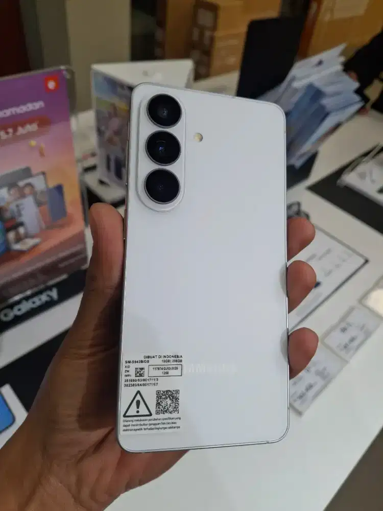 PRE-ORDER SAMSUNG S26 512GB BONUS TOTAL HINGGA 7 JUTA