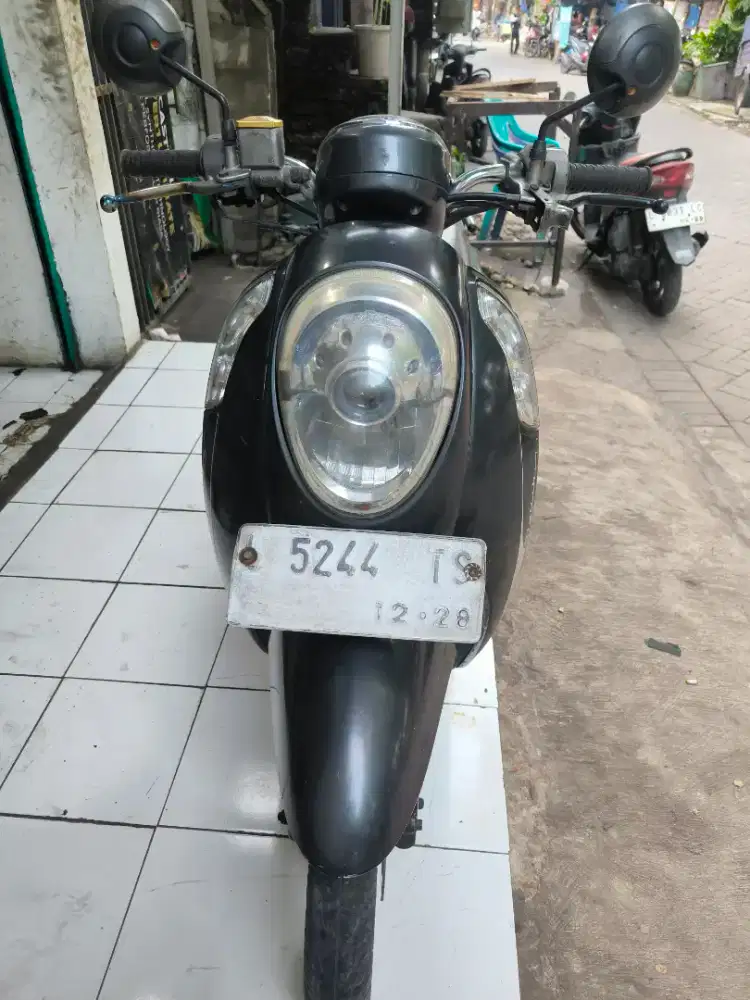 Scoopy injeksi 2013 murah