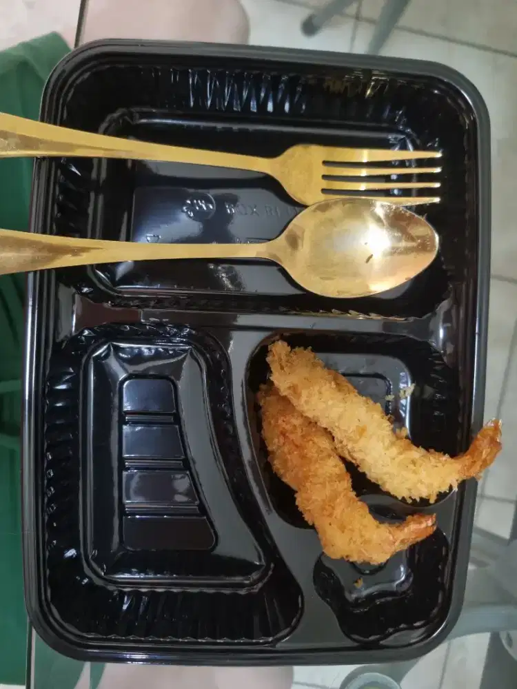 STAFF DAPUR / KITCHEN HELPER