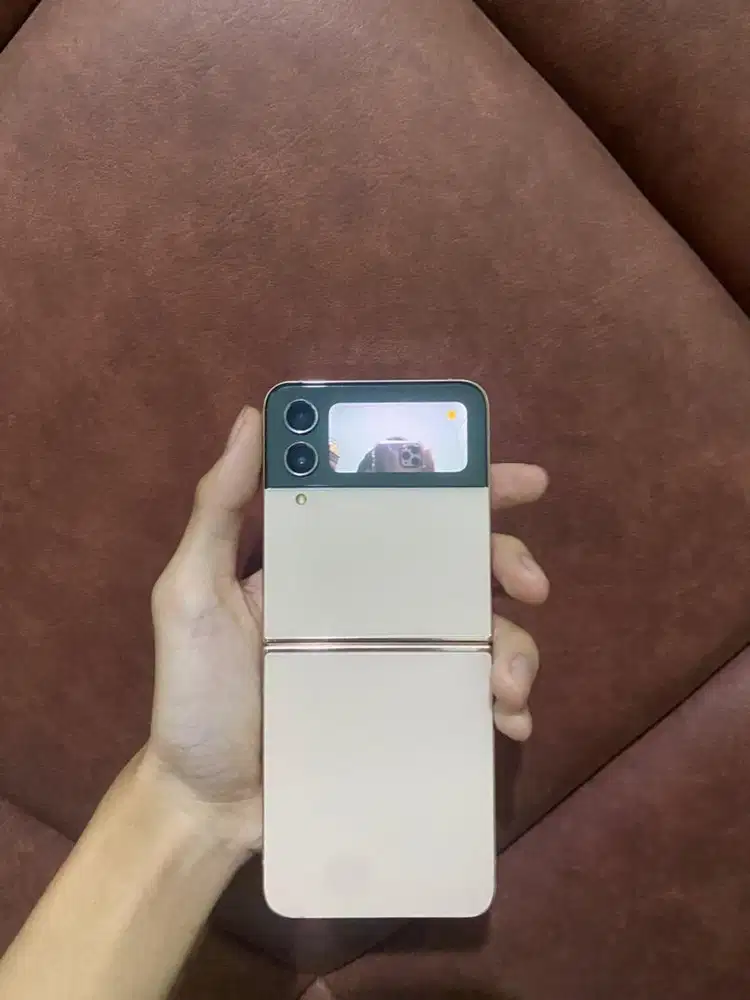 samsung zflip 4 8/256 minus garis