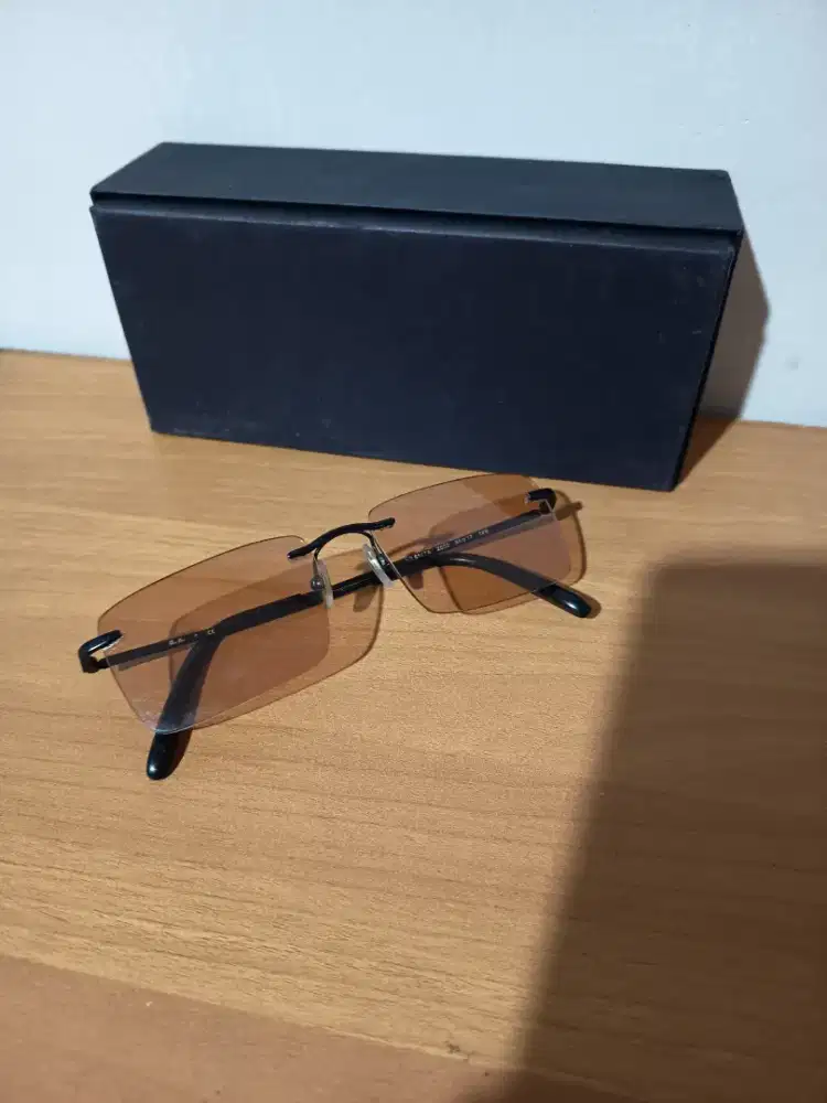 Kacamata original second rayban oakley prada nike levis adidas cartier