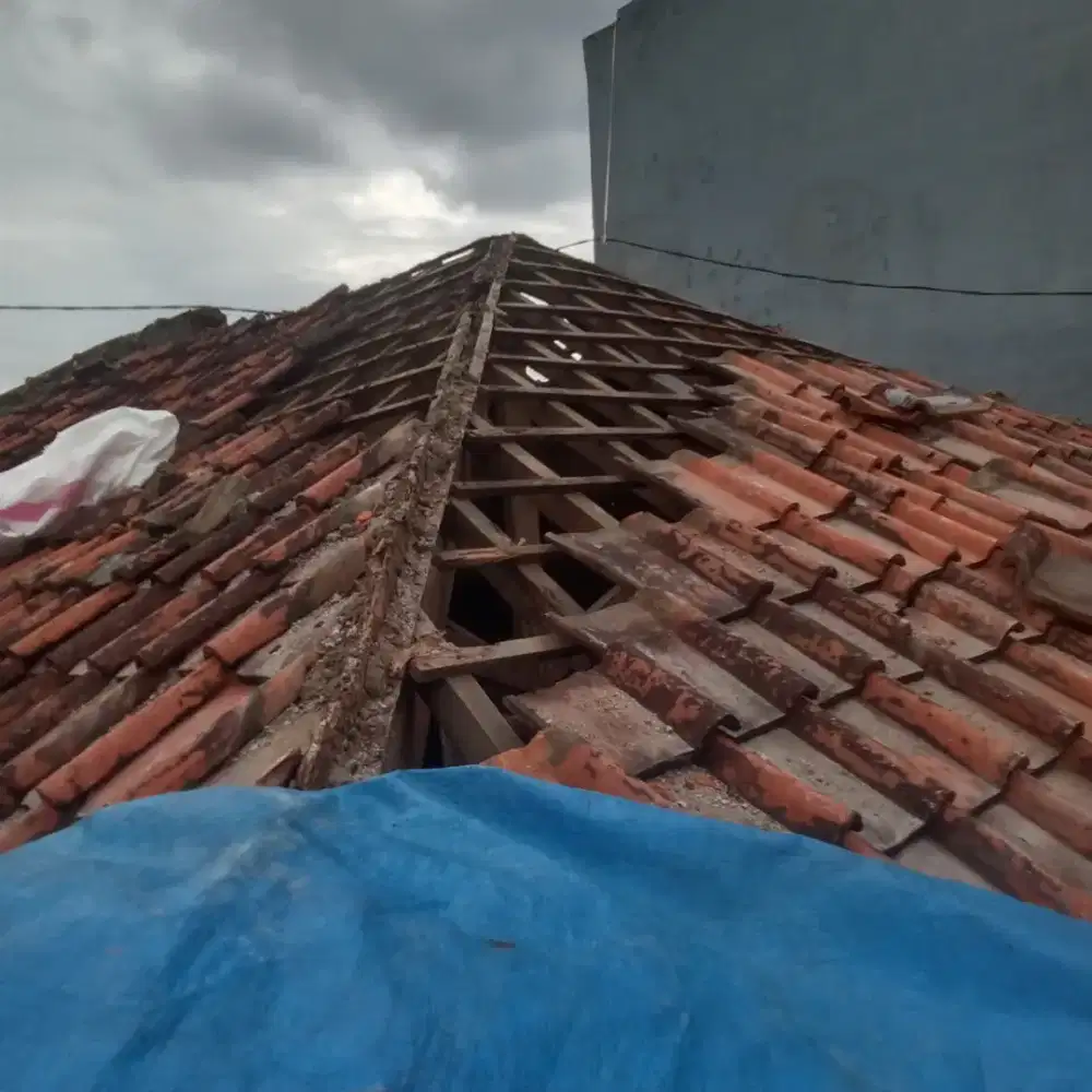 Tukang perbaikan atap bocor, plapon rembes talang air tukang renovasi