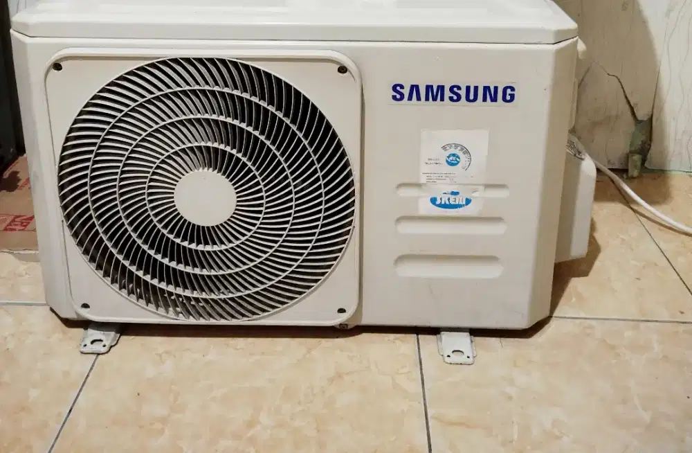 Mesin Out Door AC Samsung 1/2 PK orisinil + pasang