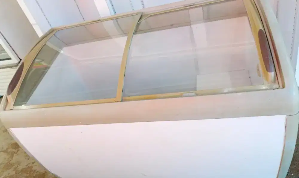 Prezer Box sleding kaca