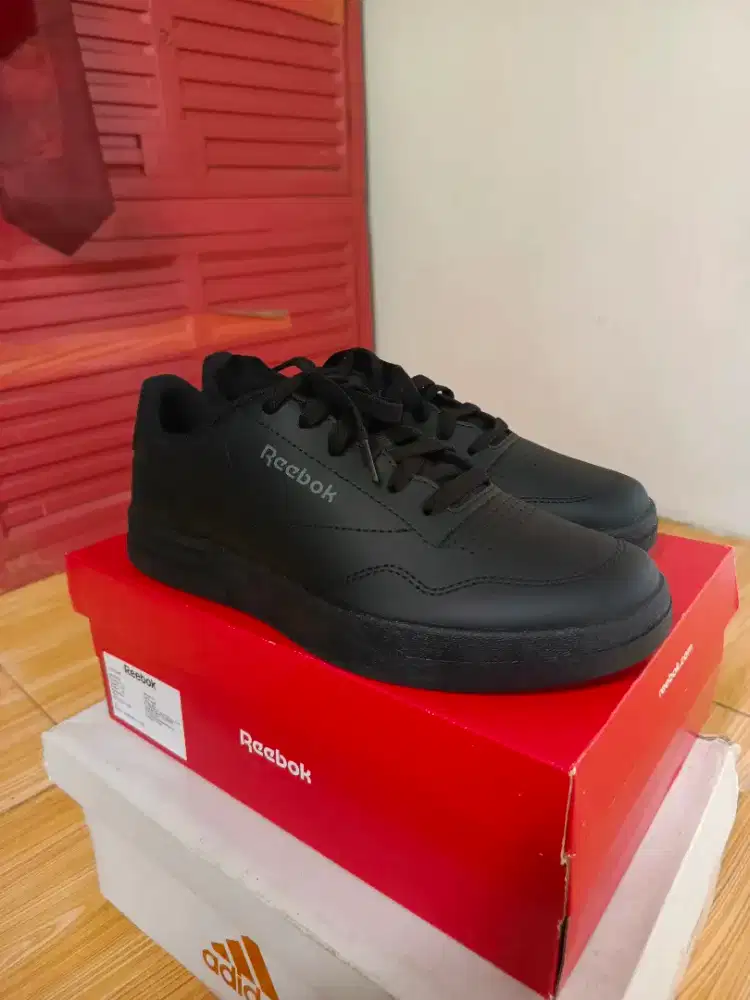 SEPATU REEBOK PRIME CLUB