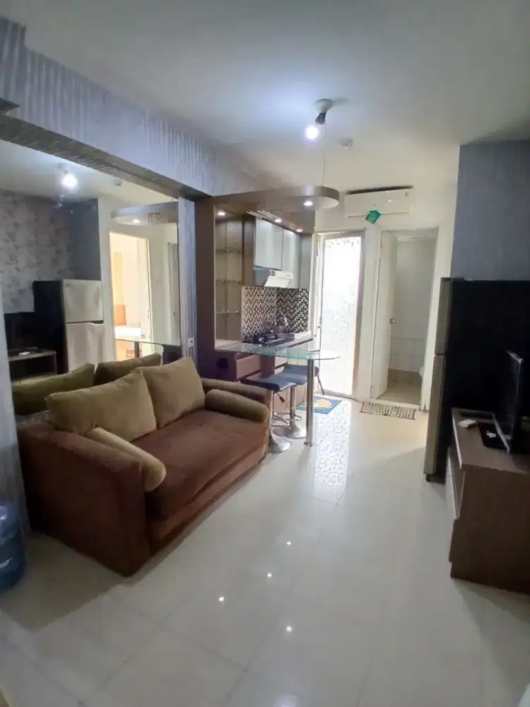 Disewakan 2 BR FF Lantai Rendah Apartemen Bassura City