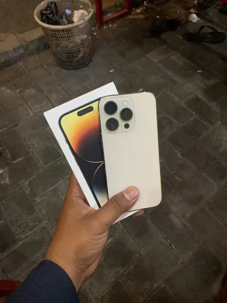 Iphone 14 pro 256gb Ibox mulus pemakaian terawat no minus