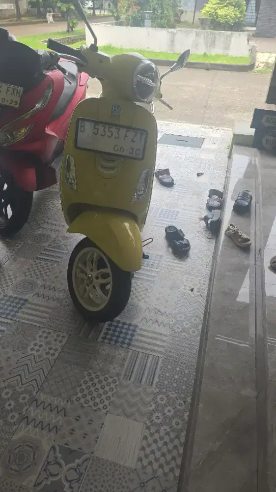 Vespa LX 125 km  200 perak