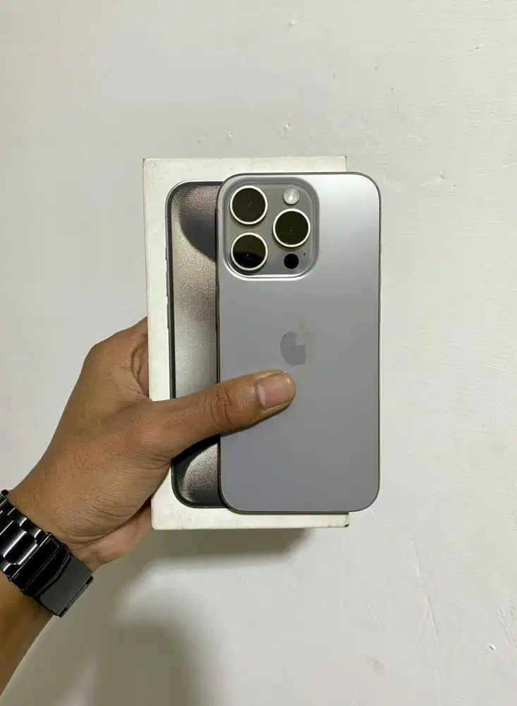 iPhone 15 Pro 128GB iBox