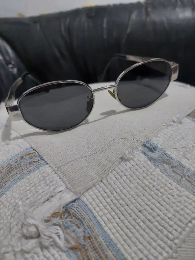 Dijual Sunglasses Celine Triomphe Metal O1 ORIginal!!