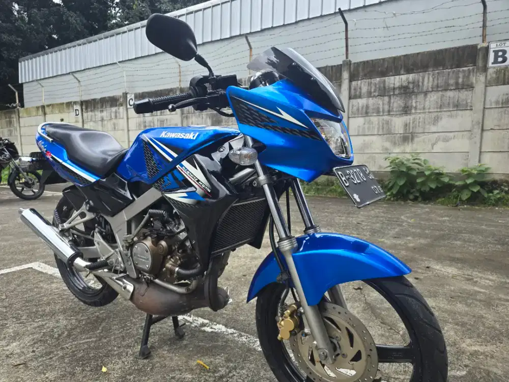 KAWASAKI NINJA R ANTIK KOLEKTOR