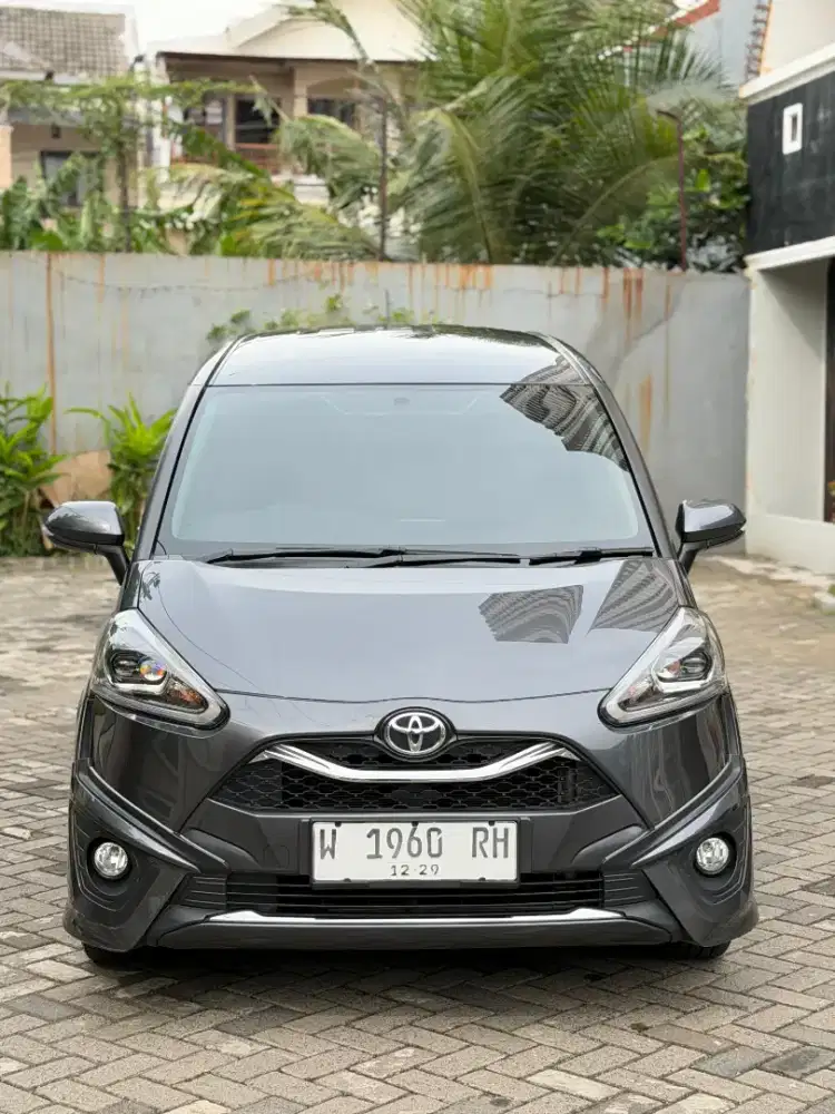 SIENTA Q AT (FACELIFT)