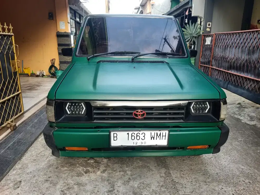 Jual Toyota kijang grand extra long 1.5 th 19995 kondisi masih aman