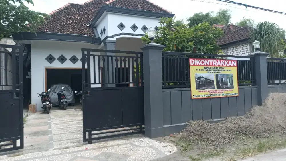 DISEWAKAN RUMAH BESAR SUASANA NYAMAN DKT SCHOOL , PONPES DAN KANTOR