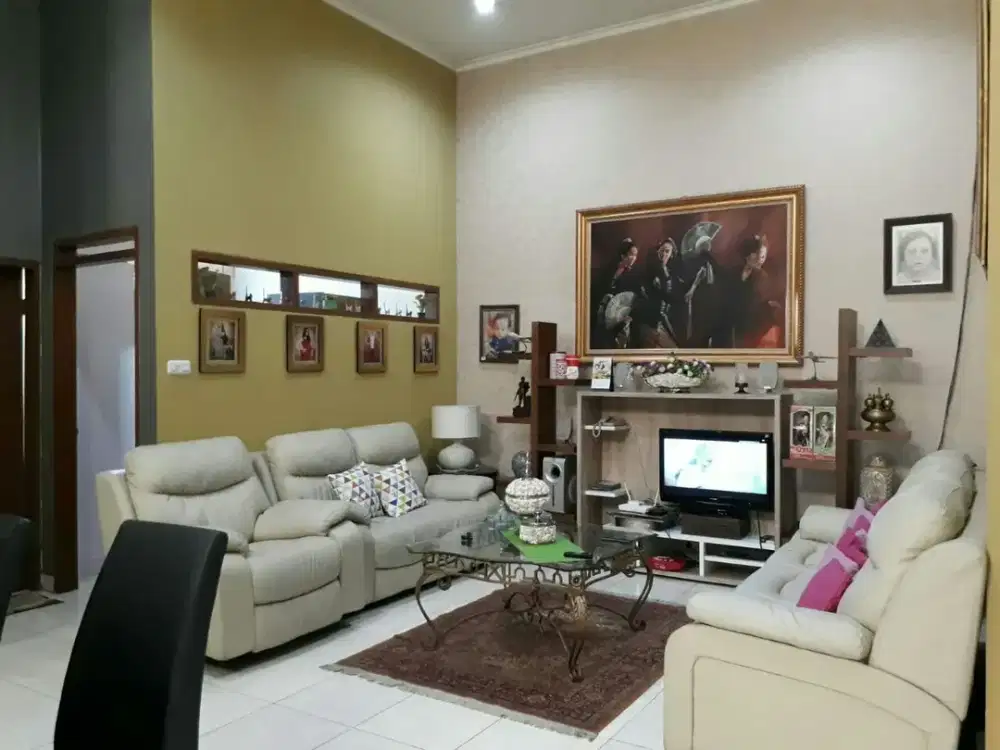 Rumah Bagus Siap Huni Lokasi Favorit Batununggal Bandung