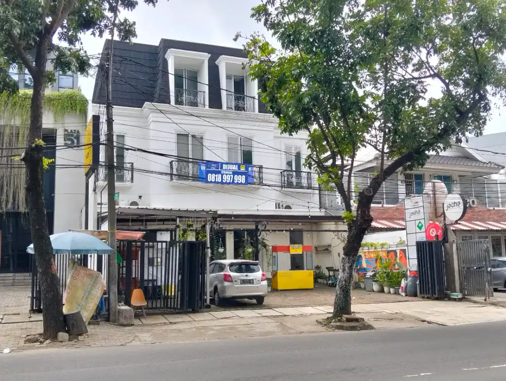Dijual Gedung Ruko 3 Lantai Jl.Raya Boulevard Bintaro Utama 3A
