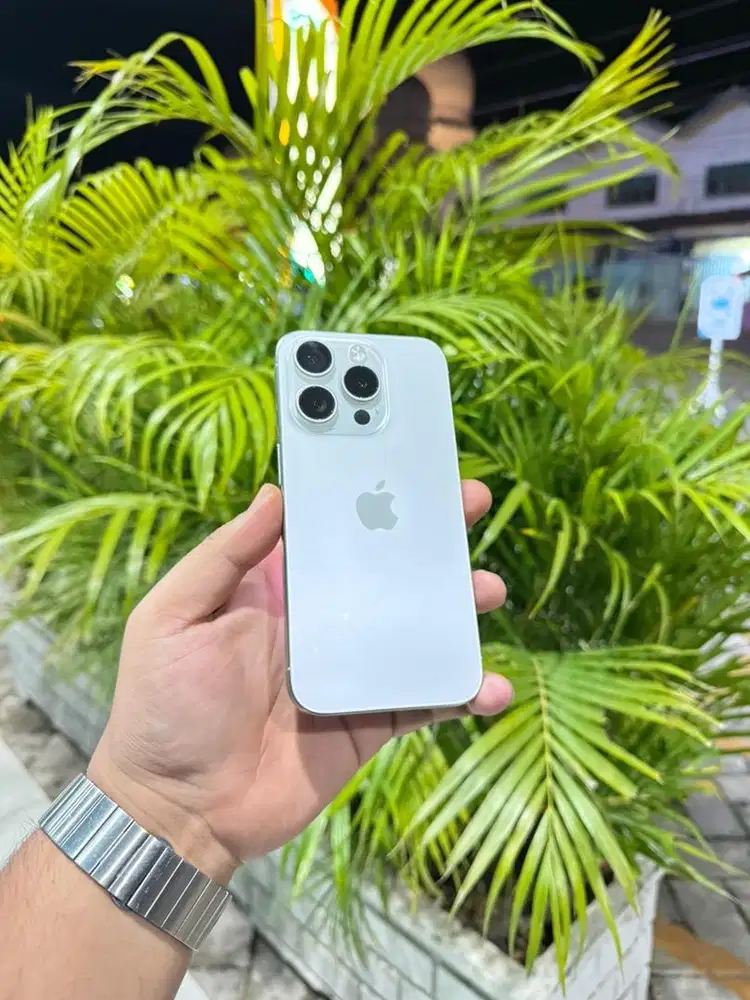 iPhone 15 Pro 256gb Fullset