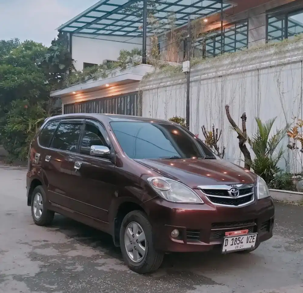 avanza g matik 2010