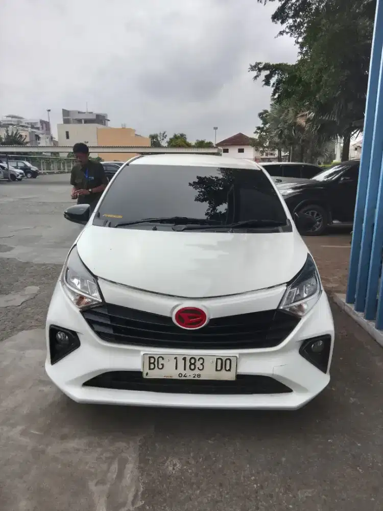 mobil Sigra manual 2018