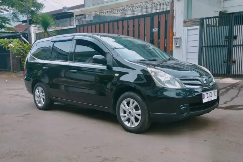 grand livina matik 2012