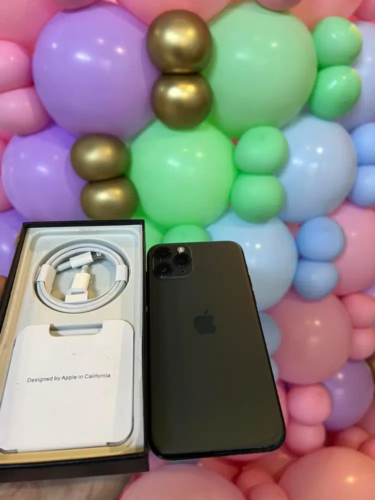 iphone 11 pro 256gb sesuai judul