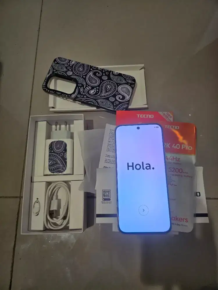 Tecno Spark 40 pro titanium 8/128 mulus