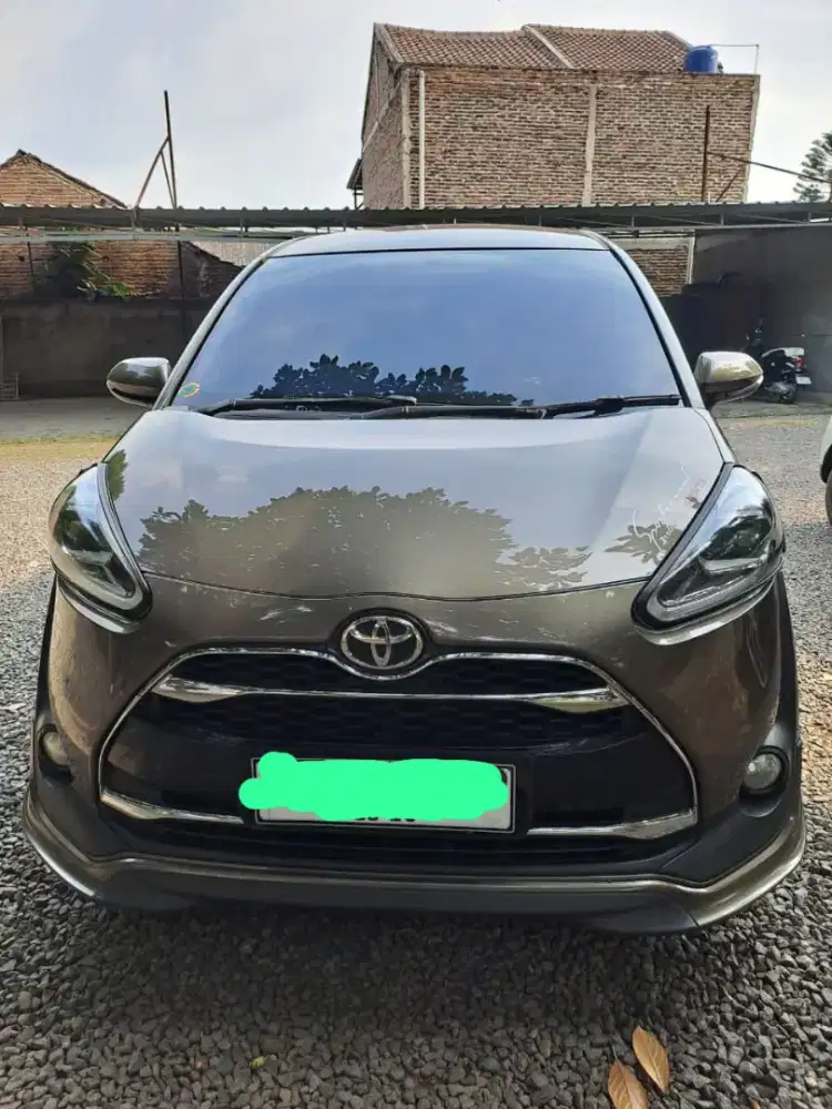 Sienta Tipe Q 1.5 Matic