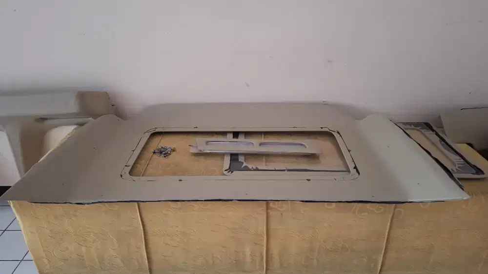 Partisi Alphard Pembatas Sopir Dengan Penumpang