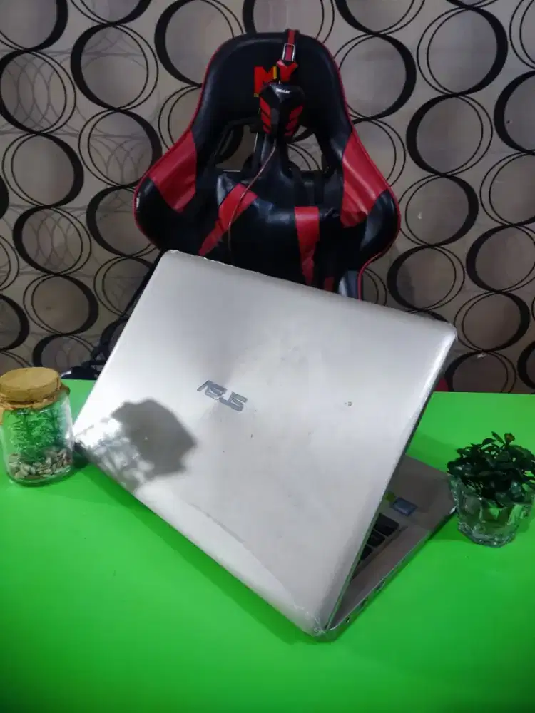 Laptop Design Asus Vivobook S14 Core i5 Ram 8/256gb Ssd Siap Pakai COD