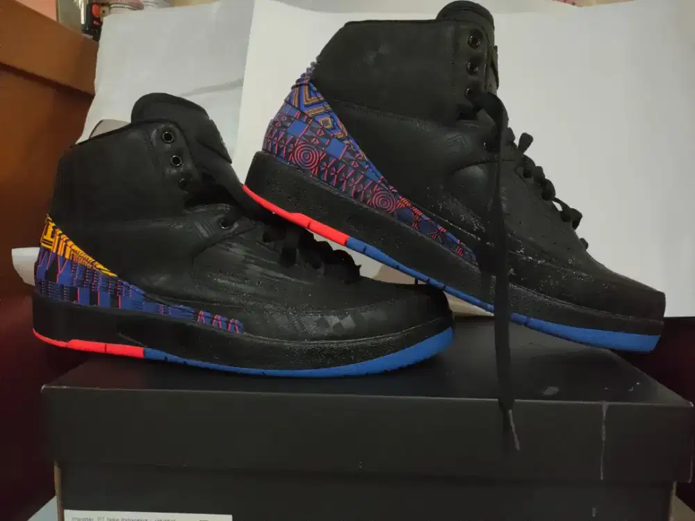 Sepatu Air Jordan 2 Retro