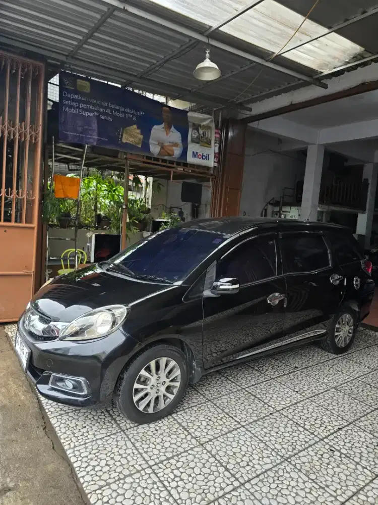 Mobilio CVT Prestige