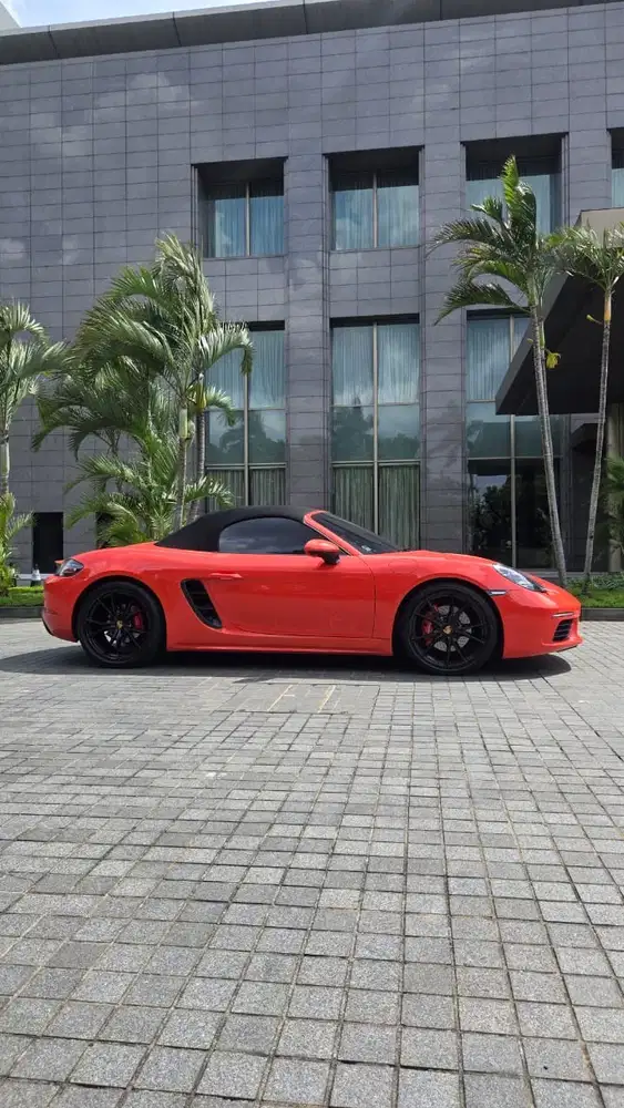 FOR SALE Porsche 718 Boxster S 2016 – Lava Orange