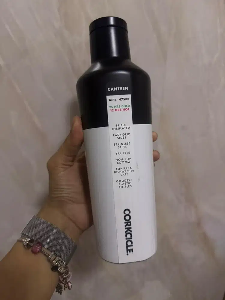 CORKCICLE Canteen 16oz - Color Block Modern Black