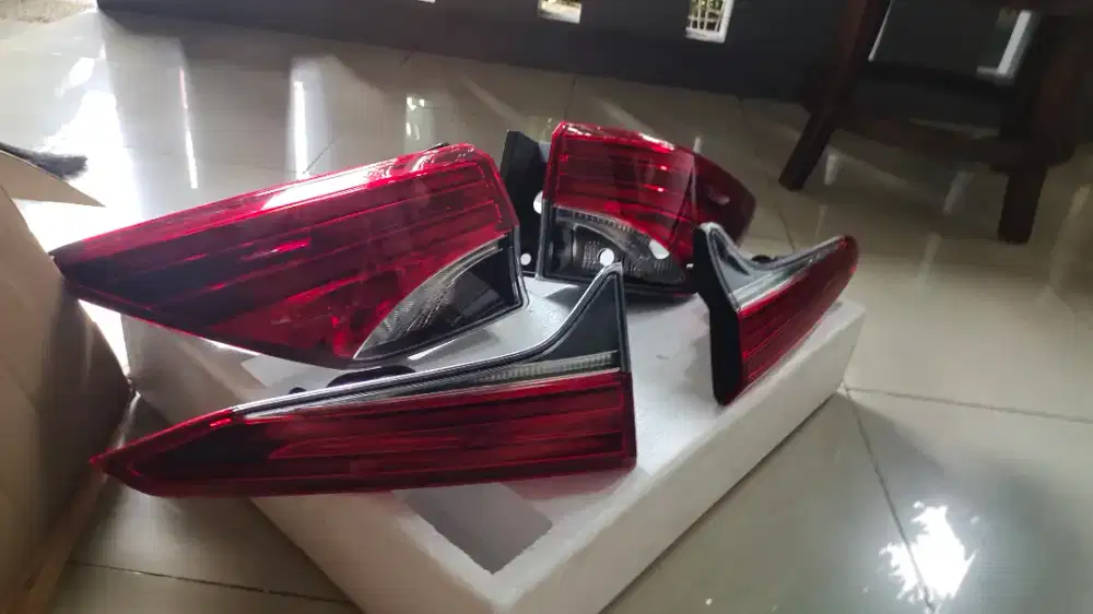 Backlamp fortuner vrz