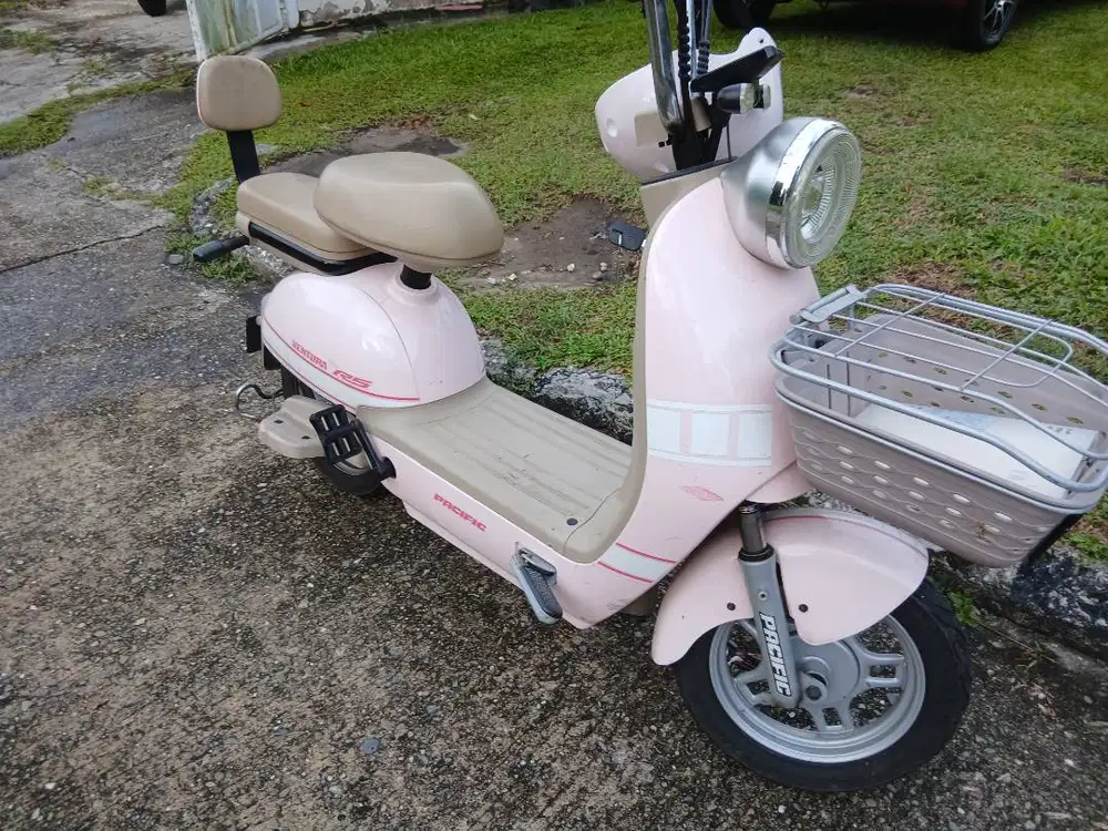 Sepeda listrik pacific