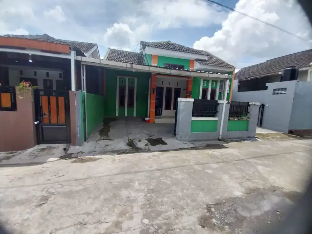 Rumah Murah Sleman DP Ringan KPR Ready Dekat Jalan Jogja Solo