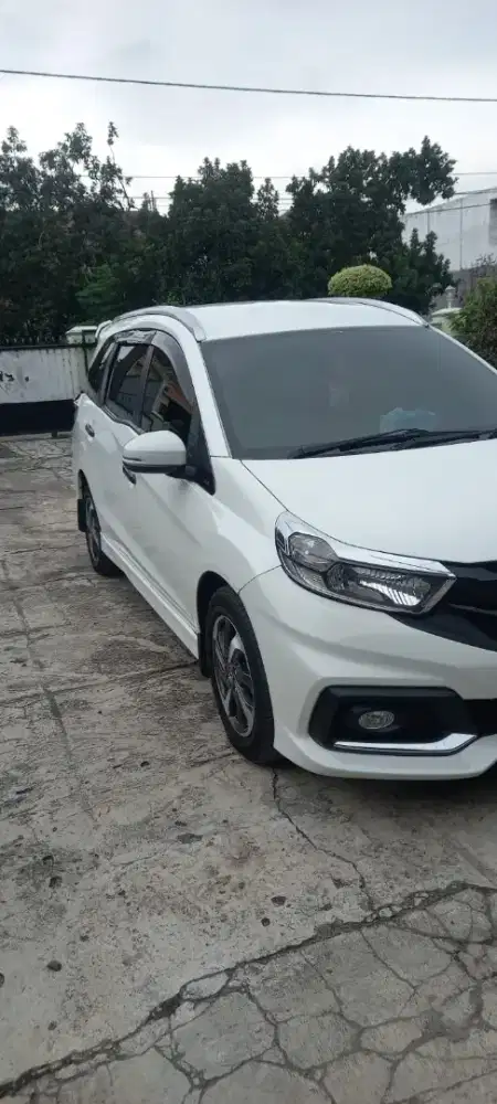 Honda Mobilio / Daihatsu Ayla