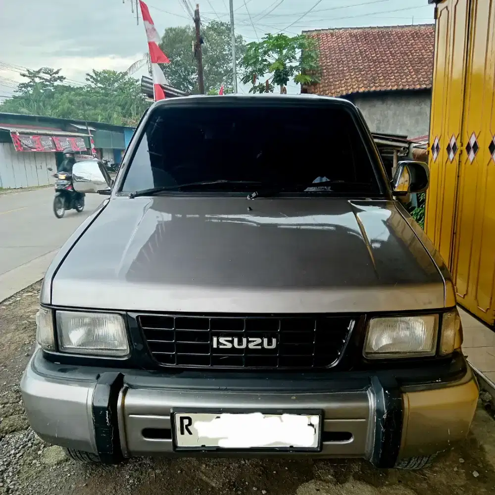 ISUZU PANTHER SPORTY