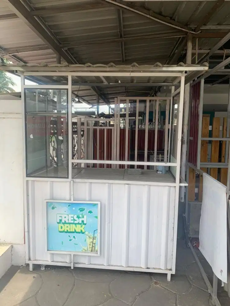 Gerobak / booth rangka besi
