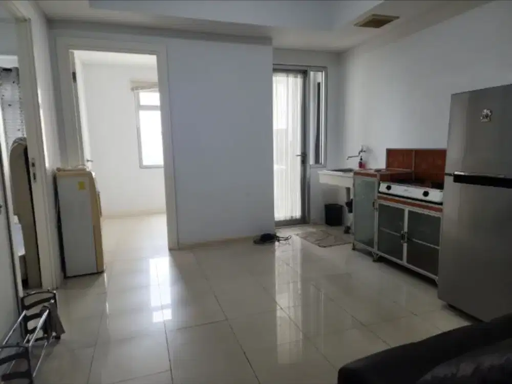 ready disewakan apartemen green lake sunter,tipe 2bedrooms furnished,view pool,AC,13 juta/3bulan