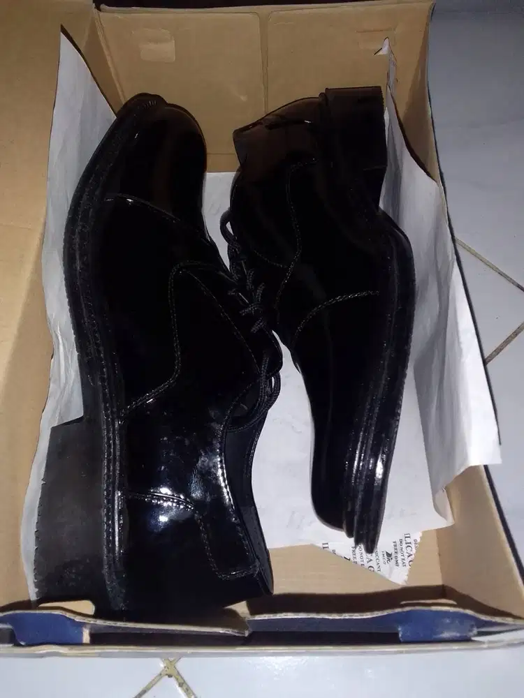 Bismillah Dijual cepat sepatu
