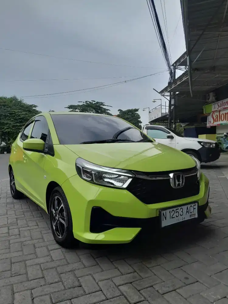 BRIO SATYA E CVT HIJAU LIME AUTOMATIC 2023 ORIGINAL